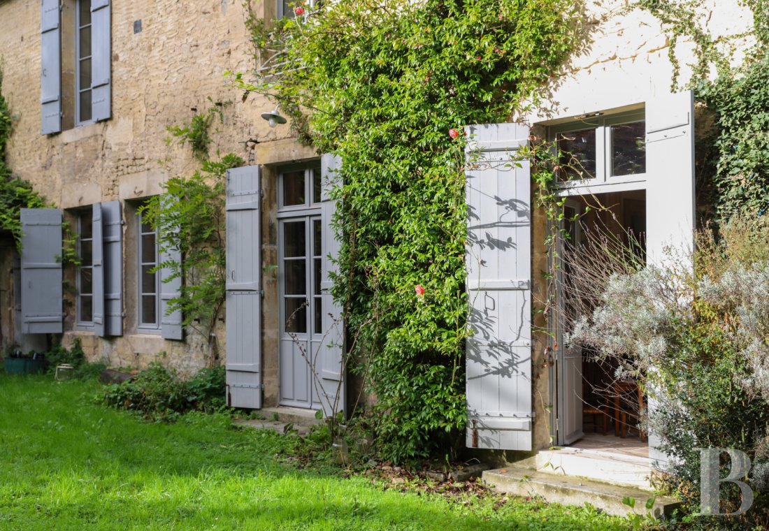 En Normandie, à Falaise, une maison des 17e et 18e siècles au cœur d’un quartier historique - photo  n°5